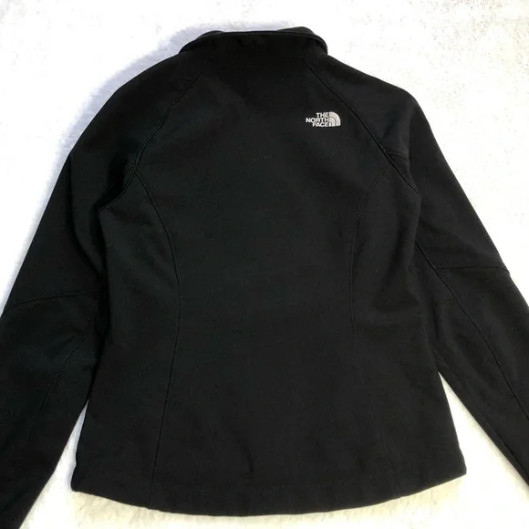 The North Face Softshell Jacket - Picture 4 of 9